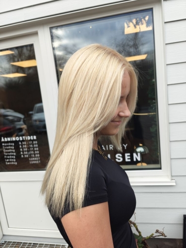 Varm blond hårfarve